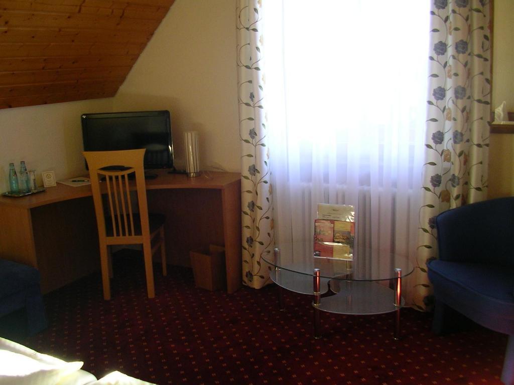 Hotel Landgasthof Kranz 후핀겐 객실 사진
